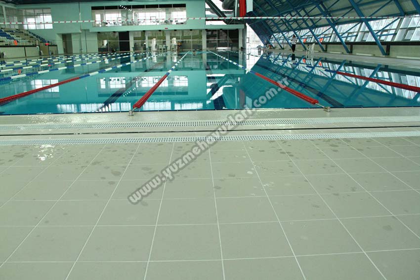 Dumlupınar Üniversitesi Olimpik Yüzme Havuzu